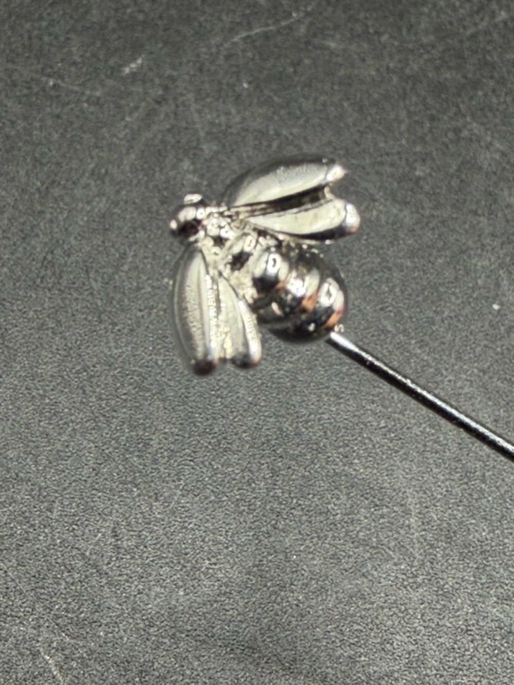 Vintage Bumble Bee Honeybee Insect Bug Silver Tn Metal Stick Pin Brooch Jewelry - Picture 3 of 6
